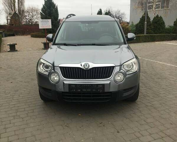 Сірий Шкода Єті, об'ємом двигуна 1.2 л та пробігом 198 тис. км за 7450 $, фото 2 на Automoto.ua