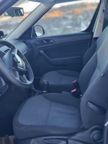 Сірий Шкода Єті, об'ємом двигуна 1.2 л та пробігом 248 тис. км за 6300 $, фото 2 на Automoto.ua