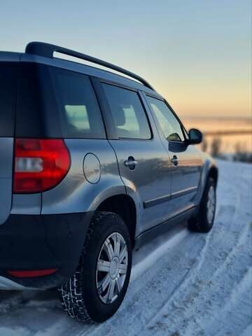 Сірий Шкода Єті, об'ємом двигуна 1.2 л та пробігом 248 тис. км за 6300 $, фото 6 на Automoto.ua