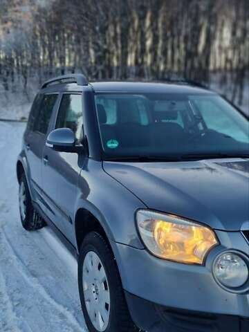 Сірий Шкода Єті, об'ємом двигуна 1.2 л та пробігом 248 тис. км за 6300 $, фото 7 на Automoto.ua