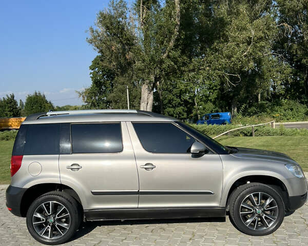 Сірий Шкода Єті, об'ємом двигуна 1.97 л та пробігом 163 тис. км за 9300 $, фото 1 на Automoto.ua