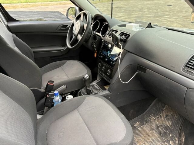 Серый Шкода Ети, объемом двигателя 1.8 л и пробегом 200 тыс. км за 4170 $, фото 2 на Automoto.ua