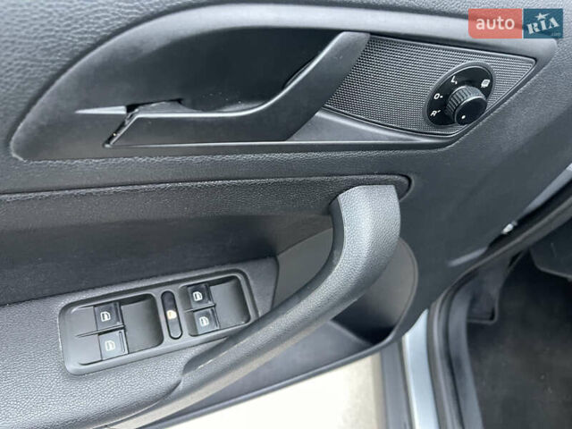 Серый Шкода Ети, объемом двигателя 1.8 л и пробегом 181 тыс. км за 8300 $, фото 10 на Automoto.ua