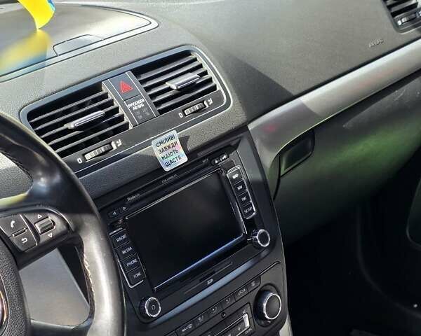 Сірий Шкода Єті, об'ємом двигуна 1.8 л та пробігом 190 тис. км за 8700 $, фото 7 на Automoto.ua