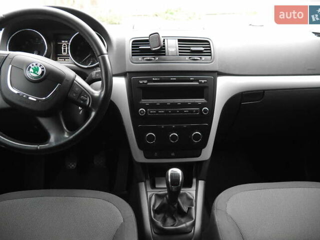 Серый Шкода Ети, объемом двигателя 1.97 л и пробегом 225 тыс. км за 10800 $, фото 26 на Automoto.ua