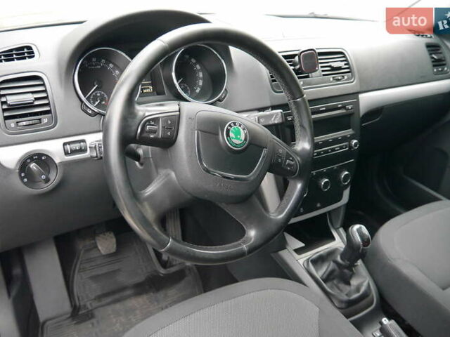 Серый Шкода Ети, объемом двигателя 1.97 л и пробегом 225 тыс. км за 10800 $, фото 32 на Automoto.ua