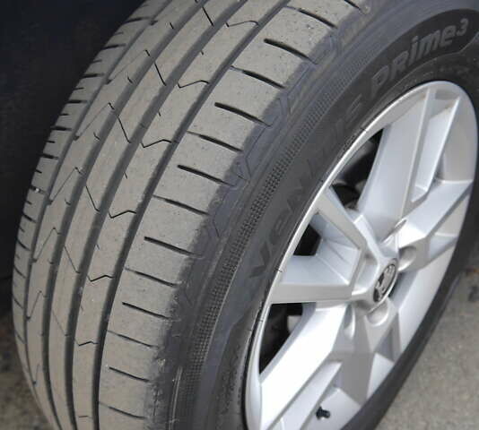 Серый Шкода Ети, объемом двигателя 1.97 л и пробегом 225 тыс. км за 10800 $, фото 8 на Automoto.ua