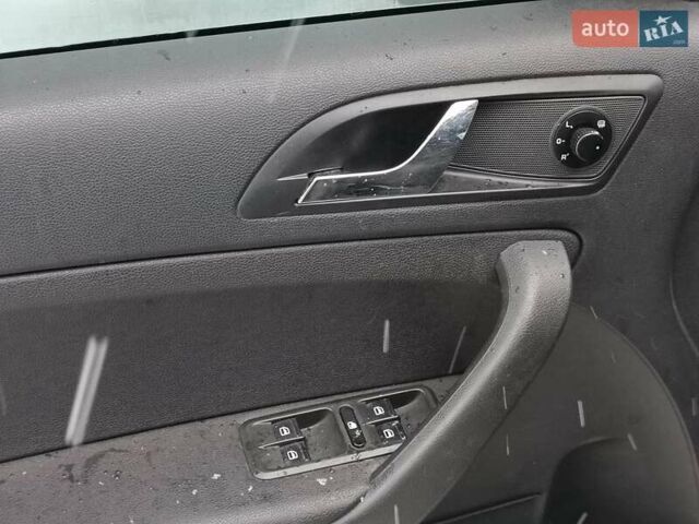 Сірий Шкода Єті, об'ємом двигуна 1.8 л та пробігом 192 тис. км за 7790 $, фото 9 на Automoto.ua