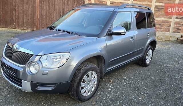 Сірий Шкода Єті, об'ємом двигуна 1.2 л та пробігом 200 тис. км за 4500 $, фото 1 на Automoto.ua