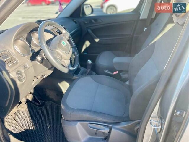 Шкода Ети 2012 в Львове на Automoto.ua Серый Шкода Ети, объемом двигателя 1.6 л и пробегом 350 тыс. км за 7350 $, фото 10 на Automoto.ua