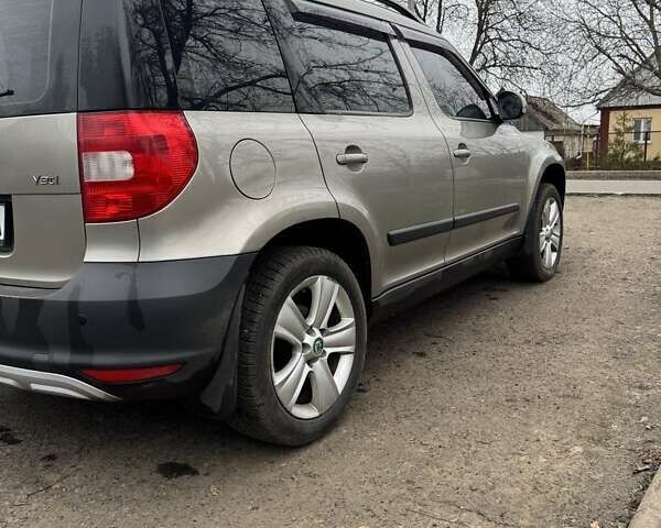 Сірий Шкода Єті, об'ємом двигуна 1.8 л та пробігом 180 тис. км за 8900 $, фото 6 на Automoto.ua