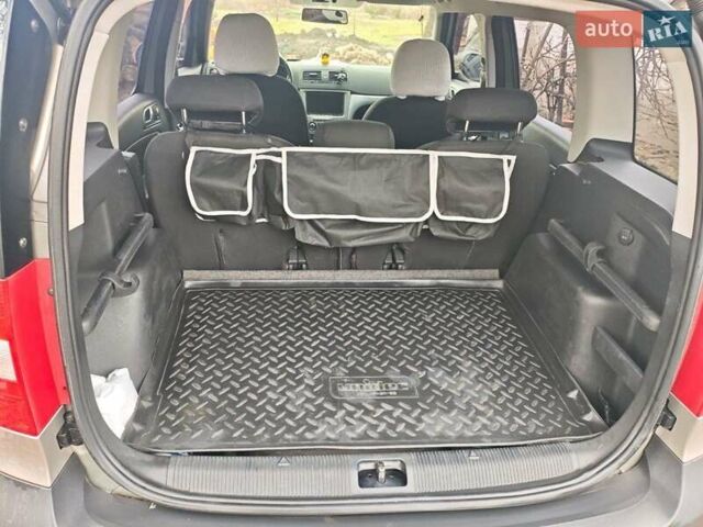 Сірий Шкода Єті, об'ємом двигуна 1.8 л та пробігом 180 тис. км за 8900 $, фото 15 на Automoto.ua