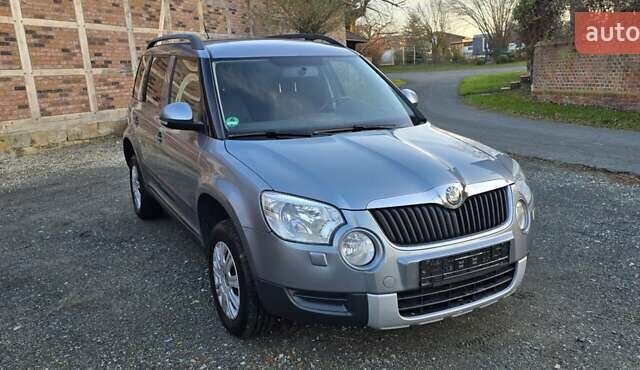 Сірий Шкода Єті, об'ємом двигуна 1.2 л та пробігом 200 тис. км за 4500 $, фото 10 на Automoto.ua