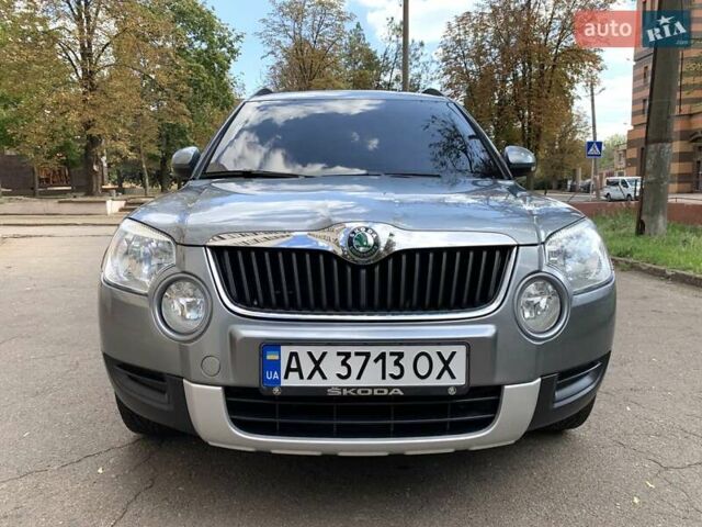 Серый Шкода Ети, объемом двигателя 1.2 л и пробегом 57 тыс. км за 8500 $, фото 2 на Automoto.ua