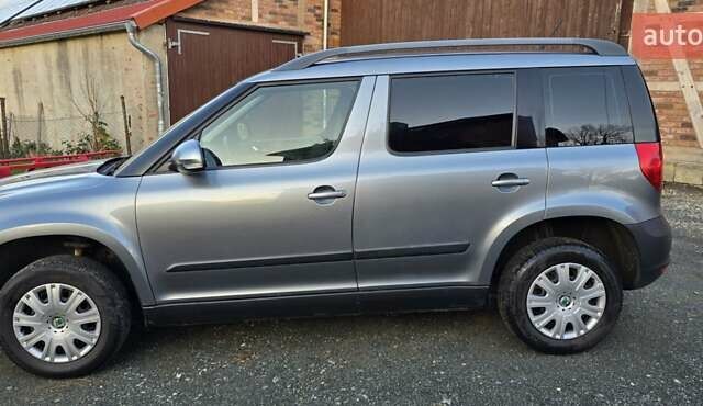 Сірий Шкода Єті, об'ємом двигуна 1.2 л та пробігом 200 тис. км за 4500 $, фото 6 на Automoto.ua