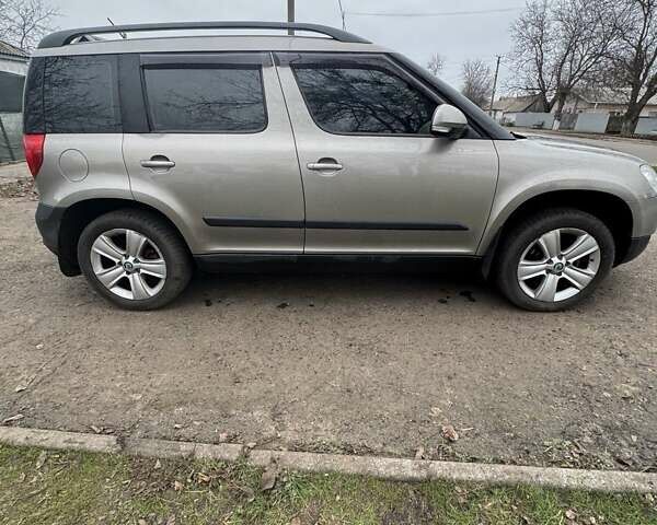 Сірий Шкода Єті, об'ємом двигуна 1.8 л та пробігом 180 тис. км за 8900 $, фото 2 на Automoto.ua