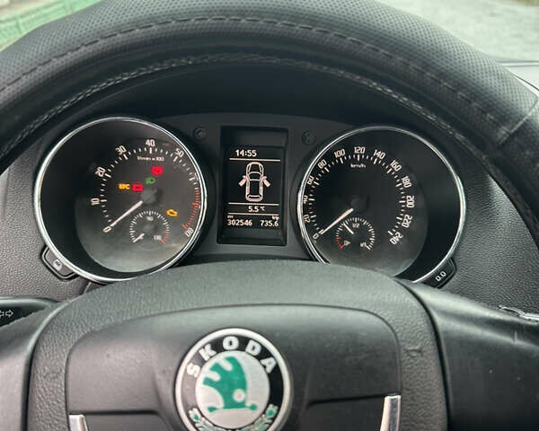 Серый Шкода Ети, объемом двигателя 1.8 л и пробегом 302 тыс. км за 5400 $, фото 16 на Automoto.ua