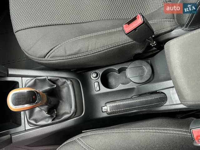 Серый Шкода Ети, объемом двигателя 1.8 л и пробегом 302 тыс. км за 5400 $, фото 9 на Automoto.ua