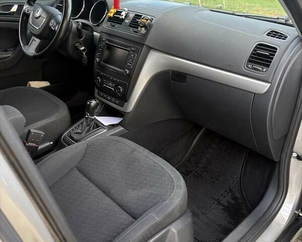 Серый Шкода Ети, объемом двигателя 2 л и пробегом 208 тыс. км за 13500 $, фото 8 на Automoto.ua
