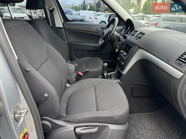 Сірий Шкода Єті, об'ємом двигуна 2 л та пробігом 324 тис. км за 8990 $, фото 13 на Automoto.ua