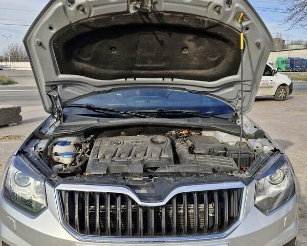 Серый Шкода Ети, объемом двигателя 2 л и пробегом 236 тыс. км за 13000 $, фото 6 на Automoto.ua