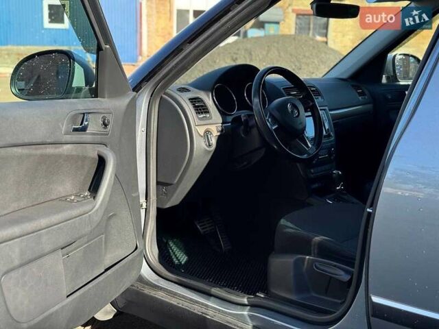 Серый Шкода Ети, объемом двигателя 2 л и пробегом 206 тыс. км за 16790 $, фото 15 на Automoto.ua