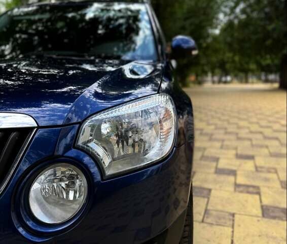 Синій Шкода Єті, об'ємом двигуна 1.4 л та пробігом 220 тис. км за 7000 $, фото 3 на Automoto.ua