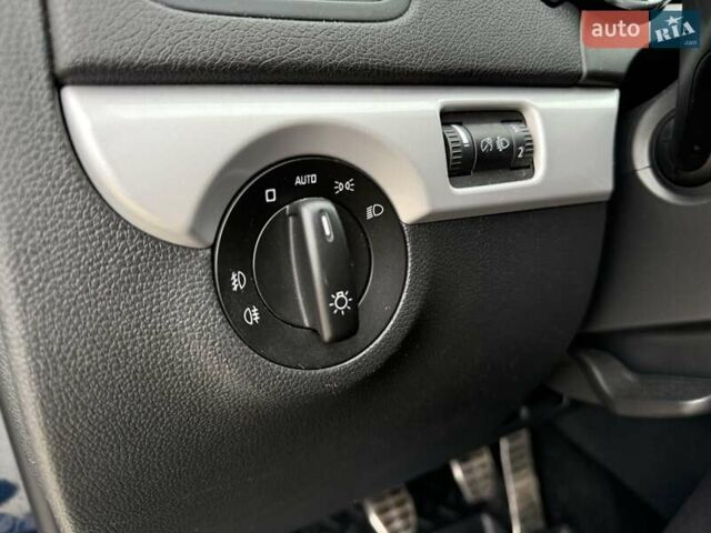 Синій Шкода Єті, об'ємом двигуна 1.39 л та пробігом 242 тис. км за 9300 $, фото 19 на Automoto.ua