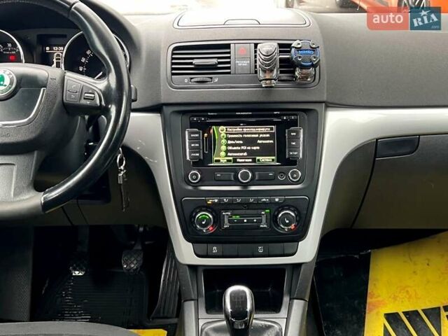 Синий Шкода Ети, объемом двигателя 2 л и пробегом 315 тыс. км за 9500 $, фото 35 на Automoto.ua