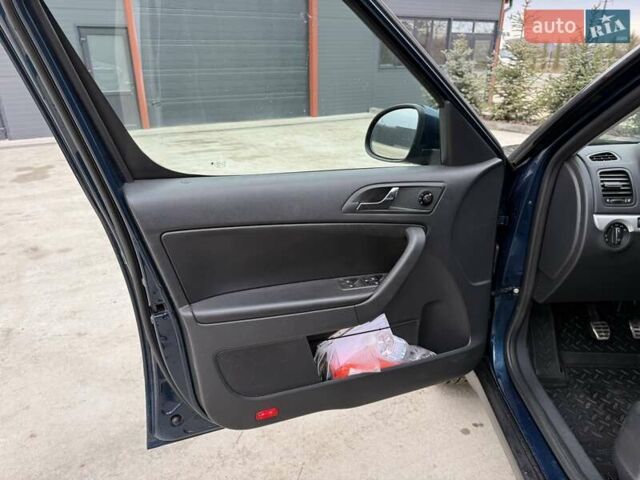 Синій Шкода Єті, об'ємом двигуна 1.39 л та пробігом 242 тис. км за 9300 $, фото 16 на Automoto.ua