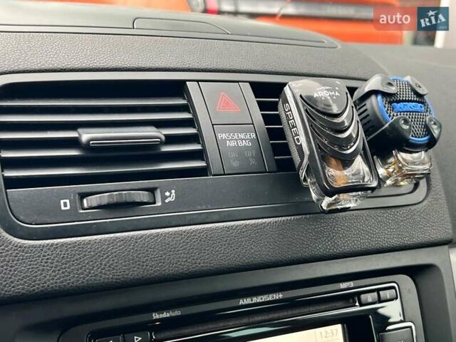 Синий Шкода Ети, объемом двигателя 2 л и пробегом 315 тыс. км за 9500 $, фото 30 на Automoto.ua