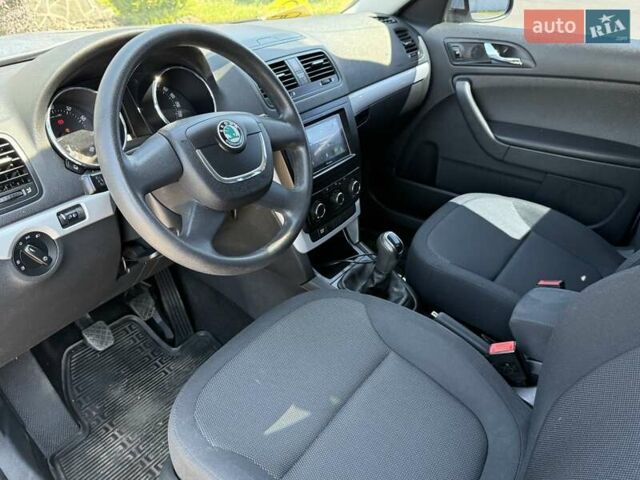 Синій Шкода Єті, об'ємом двигуна 1.2 л та пробігом 139 тис. км за 8200 $, фото 37 на Automoto.ua