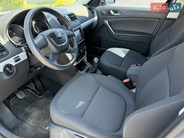 Синій Шкода Єті, об'ємом двигуна 1.2 л та пробігом 139 тис. км за 8200 $, фото 36 на Automoto.ua