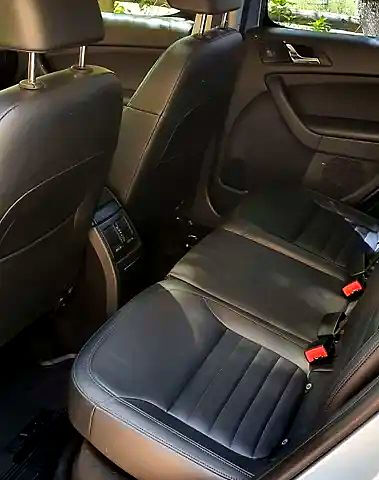 Синий Шкода Ети, объемом двигателя 1.8 л и пробегом 160 тыс. км за 13800 $, фото 5 на Automoto.ua