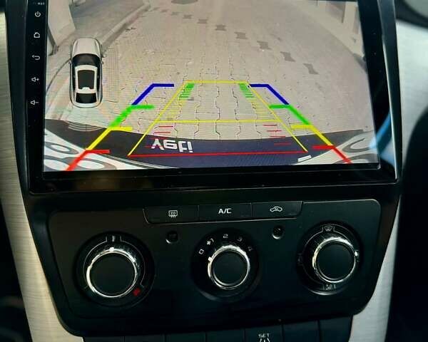 Зеленый Шкода Ети, объемом двигателя 1.6 л и пробегом 285 тыс. км за 11999 $, фото 10 на Automoto.ua