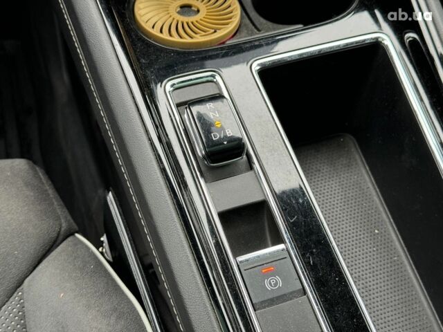 Серый Шкода Enyaq, объемом двигателя 0 л и пробегом 46 тыс. км за 31690 $, фото 32 на Automoto.ua