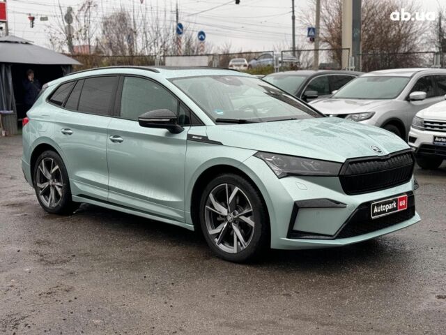 Серый Шкода Enyaq, объемом двигателя 0 л и пробегом 46 тыс. км за 31690 $, фото 2 на Automoto.ua