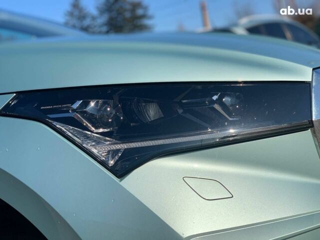 Синий Шкода Enyaq, объемом двигателя 62 л и пробегом 150 тыс. км за 21700 $, фото 4 на Automoto.ua