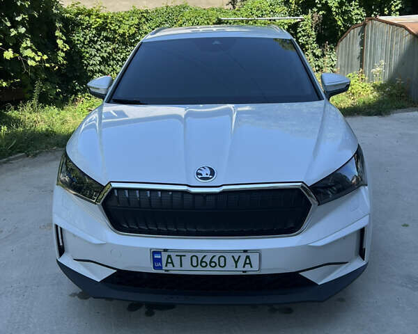 Білий Шкода Enyaq iV, об'ємом двигуна 0 л та пробігом 150 тис. км за 26300 $, фото 33 на Automoto.ua