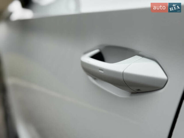 Білий Шкода Enyaq iV, об'ємом двигуна 0 л та пробігом 190 тис. км за 22700 $, фото 45 на Automoto.ua