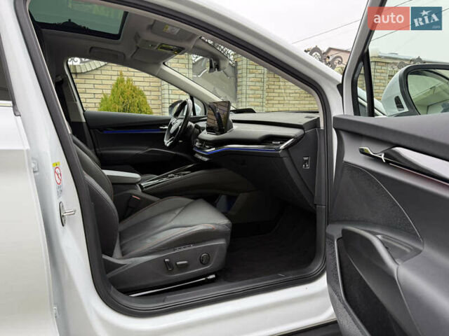 Білий Шкода Enyaq iV, об'ємом двигуна 0 л та пробігом 190 тис. км за 22700 $, фото 86 на Automoto.ua