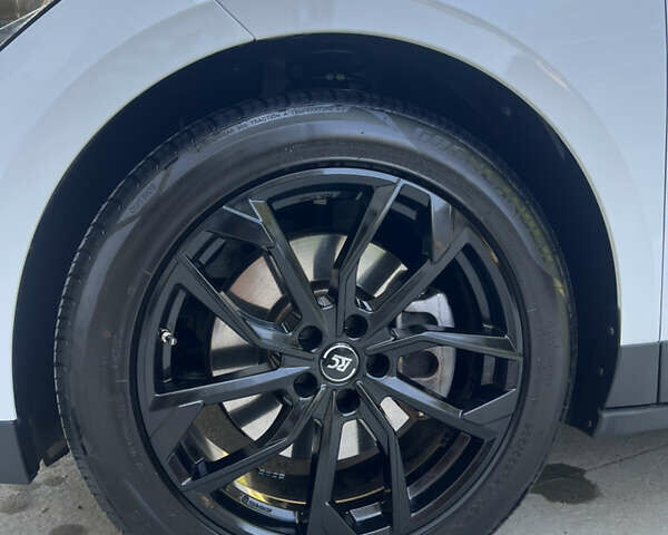 Білий Шкода Enyaq iV, об'ємом двигуна 0 л та пробігом 150 тис. км за 26300 $, фото 35 на Automoto.ua