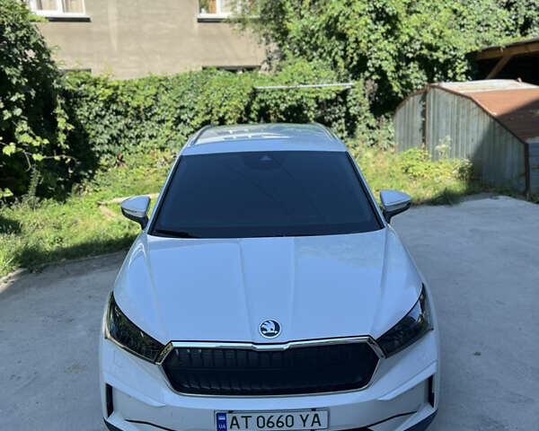Білий Шкода Enyaq iV, об'ємом двигуна 0 л та пробігом 150 тис. км за 26300 $, фото 11 на Automoto.ua