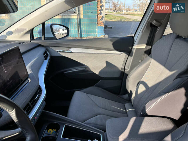 Білий Шкода Enyaq iV, об'ємом двигуна 0 л та пробігом 230 тис. км за 22000 $, фото 10 на Automoto.ua