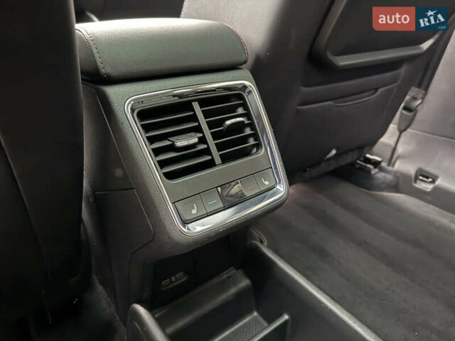 Білий Шкода Enyaq iV, об'ємом двигуна 0 л та пробігом 190 тис. км за 22700 $, фото 105 на Automoto.ua