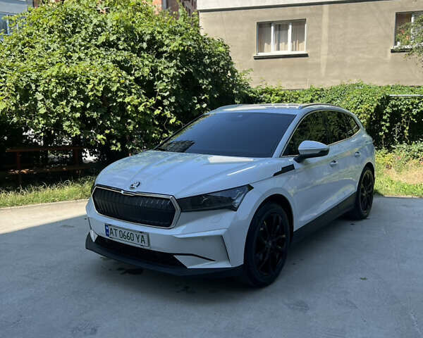 Білий Шкода Enyaq iV, об'ємом двигуна 0 л та пробігом 150 тис. км за 26300 $, фото 5 на Automoto.ua