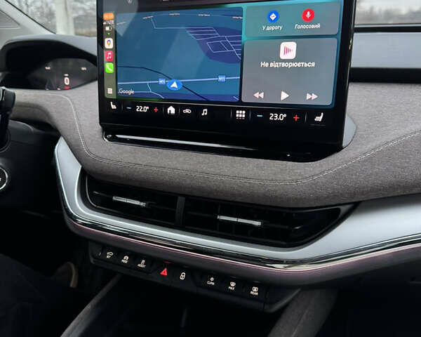 Белый Шкода Enyaq iV, объемом двигателя 0 л и пробегом 86 тыс. км за 23000 $, фото 28 на Automoto.ua