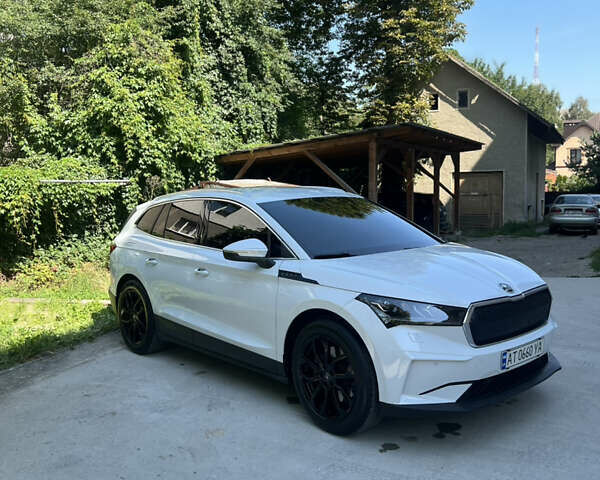 Білий Шкода Enyaq iV, об'ємом двигуна 0 л та пробігом 150 тис. км за 26300 $, фото 13 на Automoto.ua