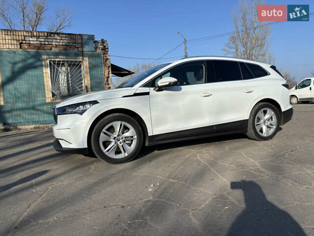 Білий Шкода Enyaq iV, об'ємом двигуна 0 л та пробігом 230 тис. км за 22000 $, фото 3 на Automoto.ua