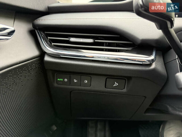 Білий Шкода Enyaq iV, об'ємом двигуна 0 л та пробігом 190 тис. км за 22700 $, фото 62 на Automoto.ua